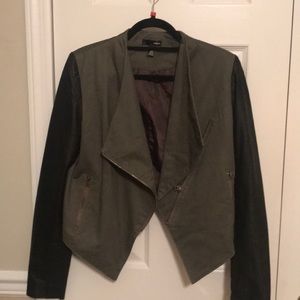 Aqua jacket size medium